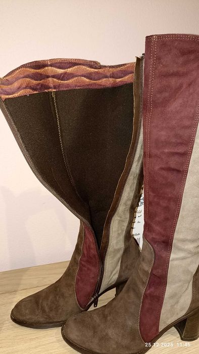 Ботуши ARISE естествен велур