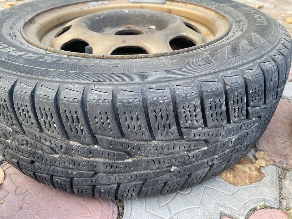 Диски с зимними шинами 175/70 13R