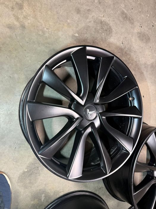 Jante R19, tesla model 3, model S , replica