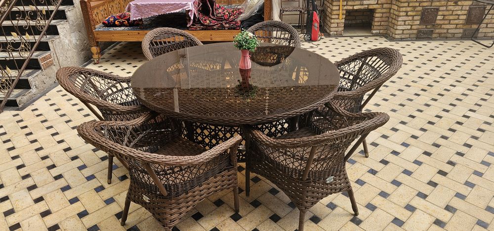 Krossdressing va ayollar hukmronligi videolari