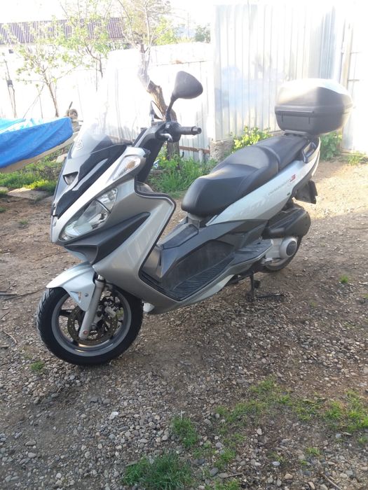 Scuter Malaguti Madison 3, maxi-GT, 2007, 125cc