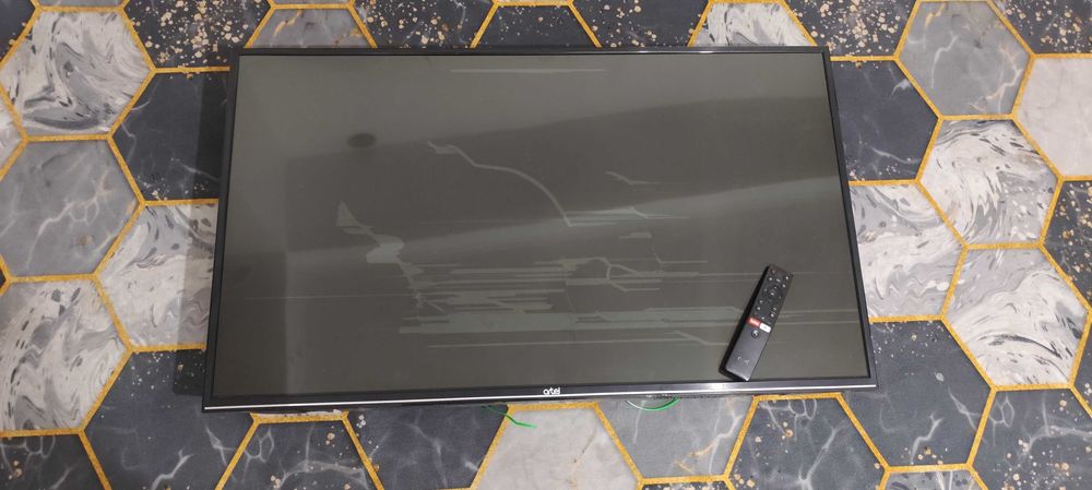 Телевизор Artel на запчасти