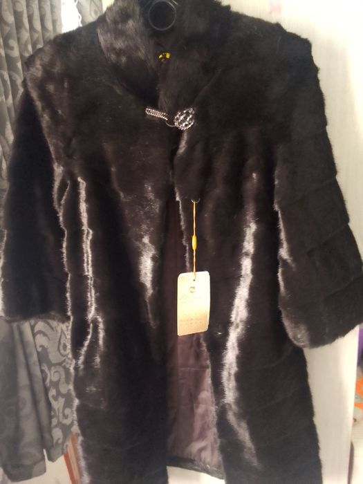 shuba palto sotiladi