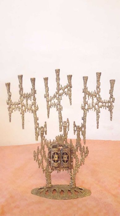 Sfesnic hanukkah din bronz