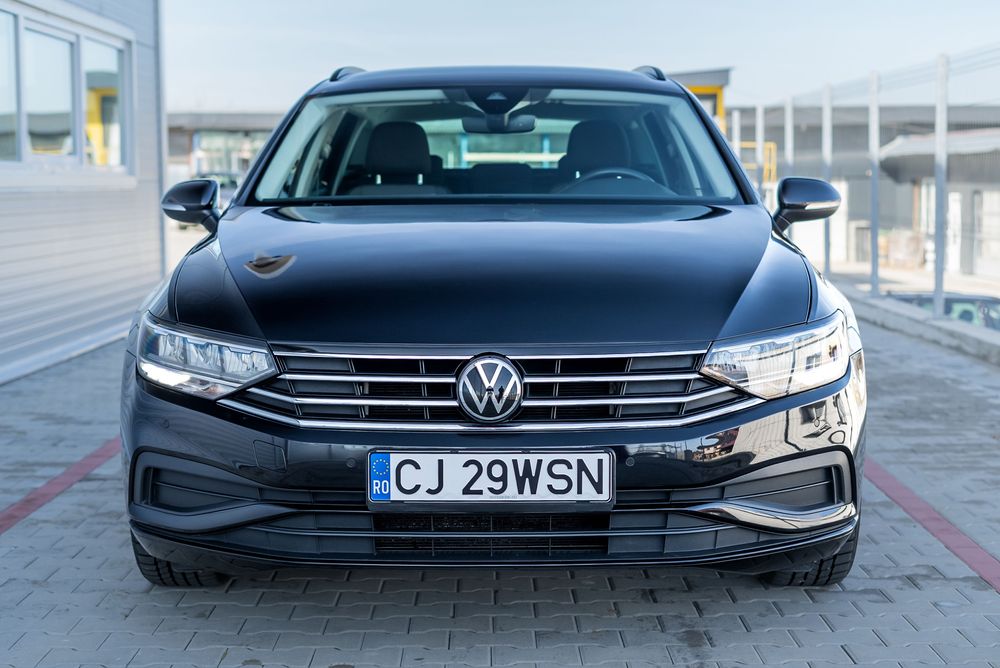 VW Passat-ACC-Automat-An 2024–Camera-52.434 km-TVA Deductibil-Navi