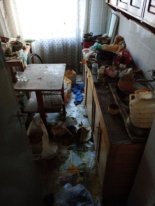 Debarasări locuințe, subsoluri, mansarde , transport marfă