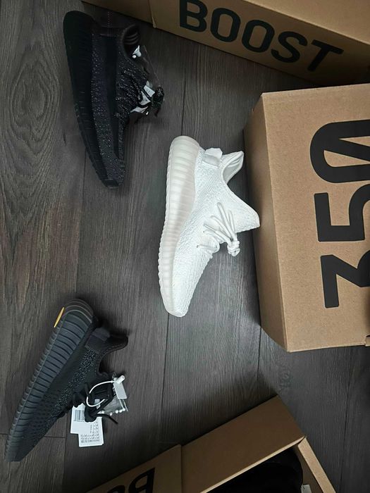 Adidas Yeezy 350
