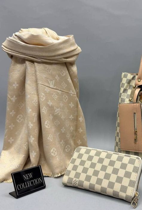 Set esarfa+portofel, diverse nuanțe, super calitate, saculet inclus