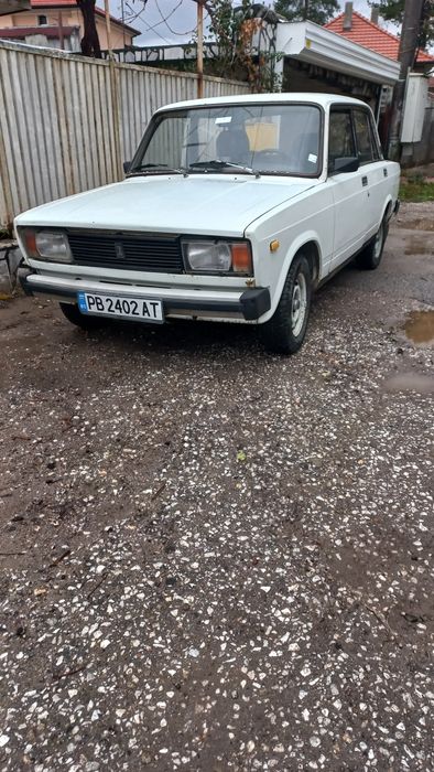 Лада 2105 гаражна 2000 €