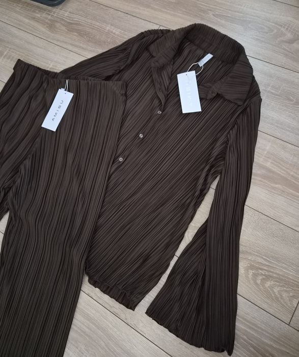 Нов дамски комплект L