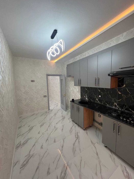 Продаётся люкс 2-комнатная новостройка с лифтом 5-этаж Вокзал УзГазоил