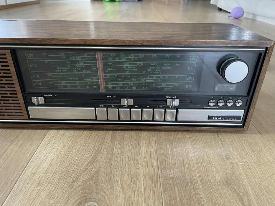 Radio Loewe Opta R144 Sensotronic
