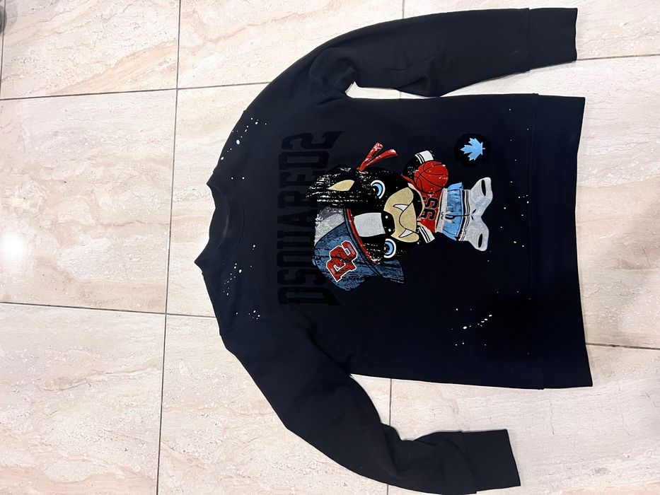 Запазена блуза на DSQUARED