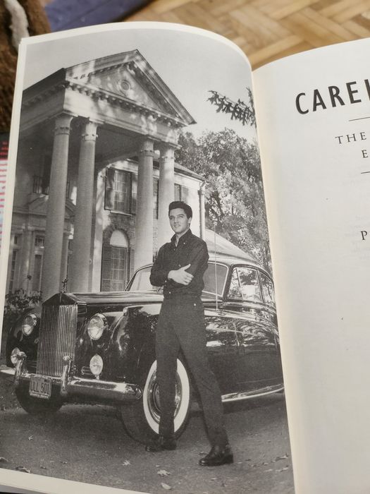Elvis Presley 766 pagini
