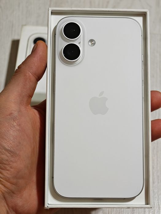 Айфон 16 128 Гб ёмкость 100