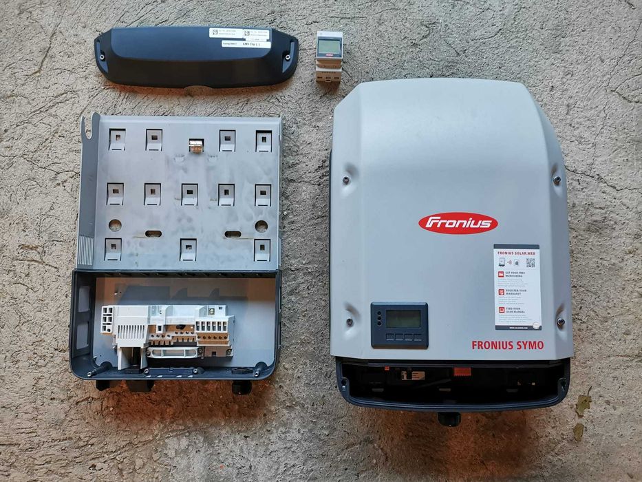 De vanzare Fronius Symo 7kW trifazic + Fronius Smart Meter TS 65A-3