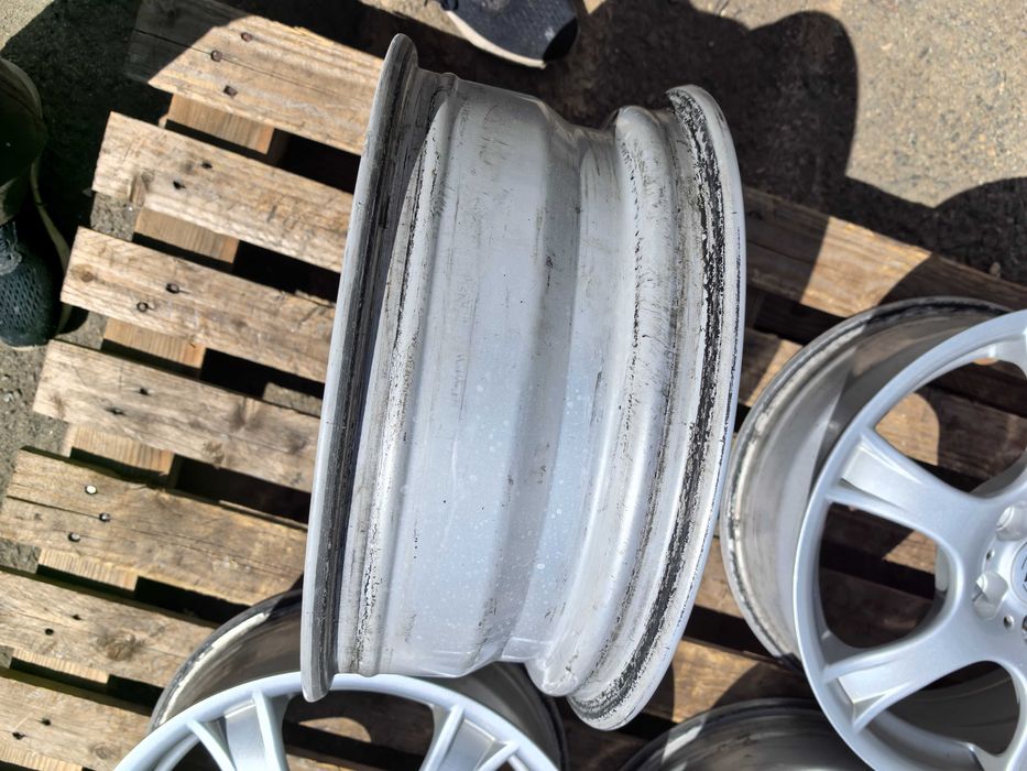 16 цола 5 х 114,3 мм Хонда / КИЯ / Хюндай / ТОйота - 6,5 Инча / ЕТ 45