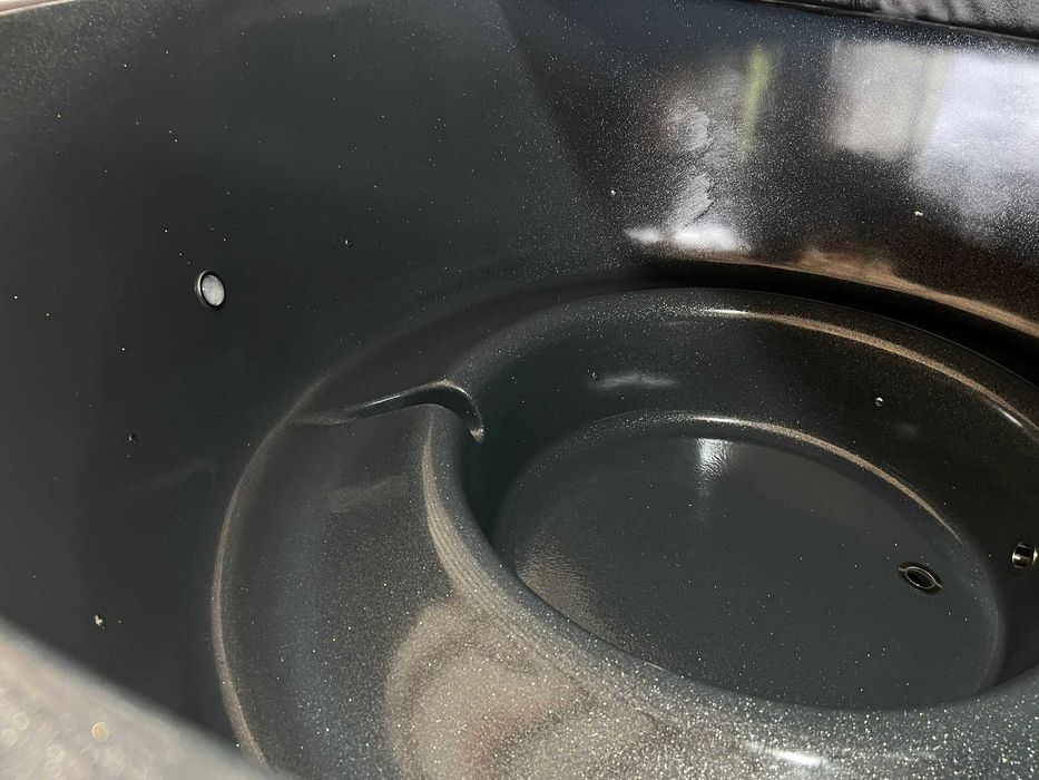 Ciubăr XXL Ø 2,25 m – 9-10 pers, aeromasaj & LED, livrare!