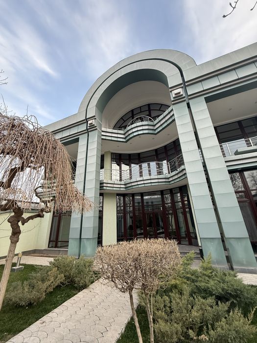 Продается дом по улице Буюк Ипак Йули. СОБСТВЕННИК ДОМА,