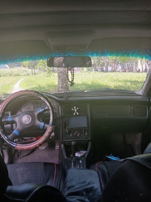 Продам Ауди 80 б4