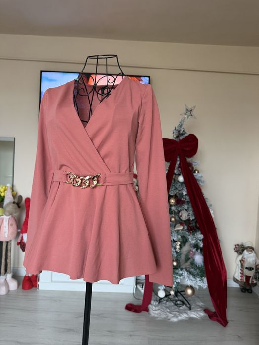 Bluza Xs- Amisu- noua, cu eticheta