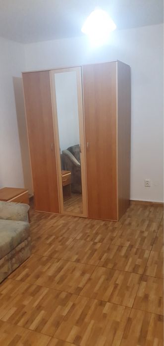 Garsoniera de inchiriat