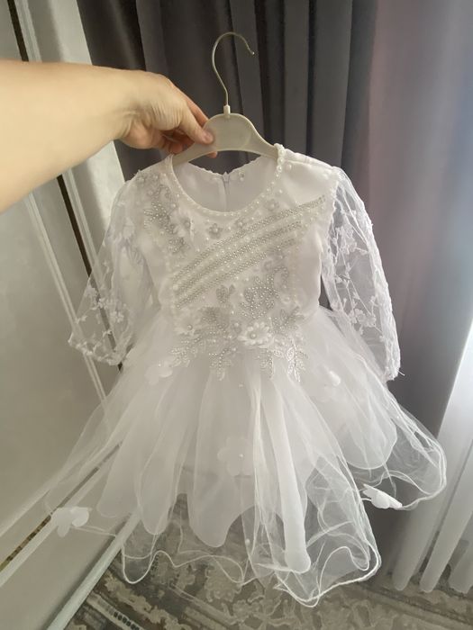 Детский платье белый