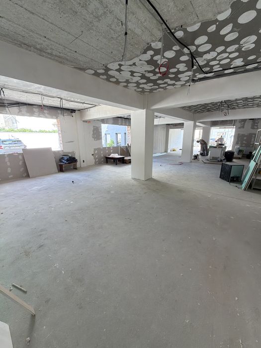 SPATIU COMERCIAL NOU la Parter!/Corneliu Coposu