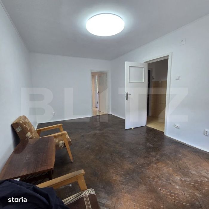 Apartament 3 camere, 60 mp, strada Albatros