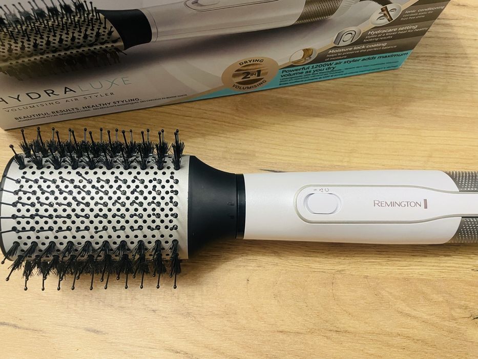 Четка за сушене и стилизиране Remington Hydraluxe