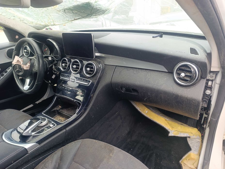 Мерцедес Ц220 /  Mercedes-Benz C 220D 4matic - на части