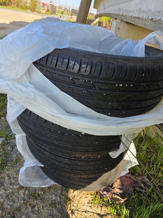 Anvelope Bridgestone