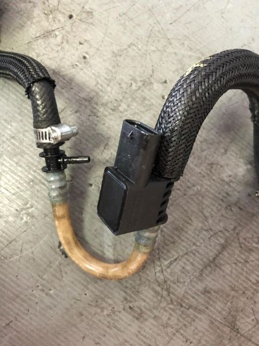 conducta motorina  cu senzor 2.0 d bmw seria 5 f11 525
