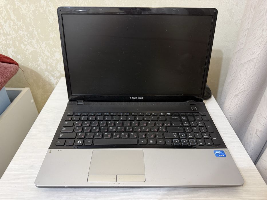 Продам ноутбук Samsung.