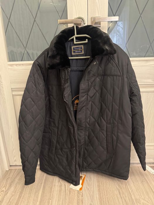 Куртка с воротником