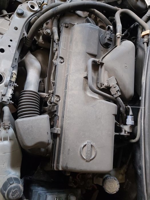 Нисан Микра 1.2 I  65  к.с 2004 година