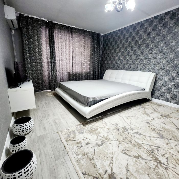 По часам в 6 ом . Чисто .