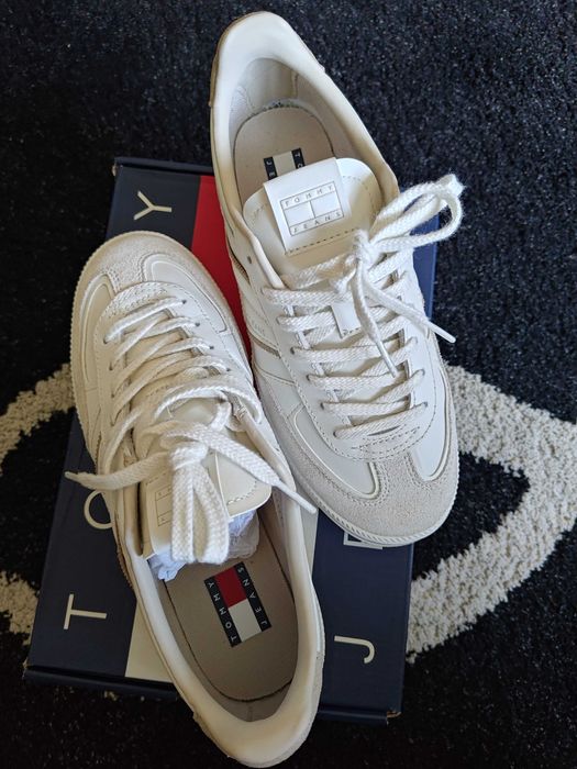 Дамски кецове Tommy Hilfiger