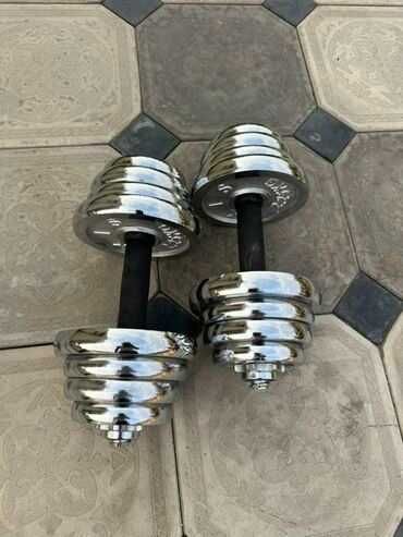 Продаются новые гантели с регулируемым весом