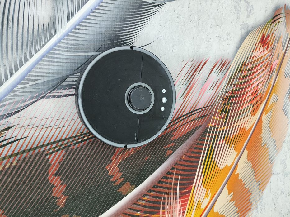 Продаётся робот пылесос моющий