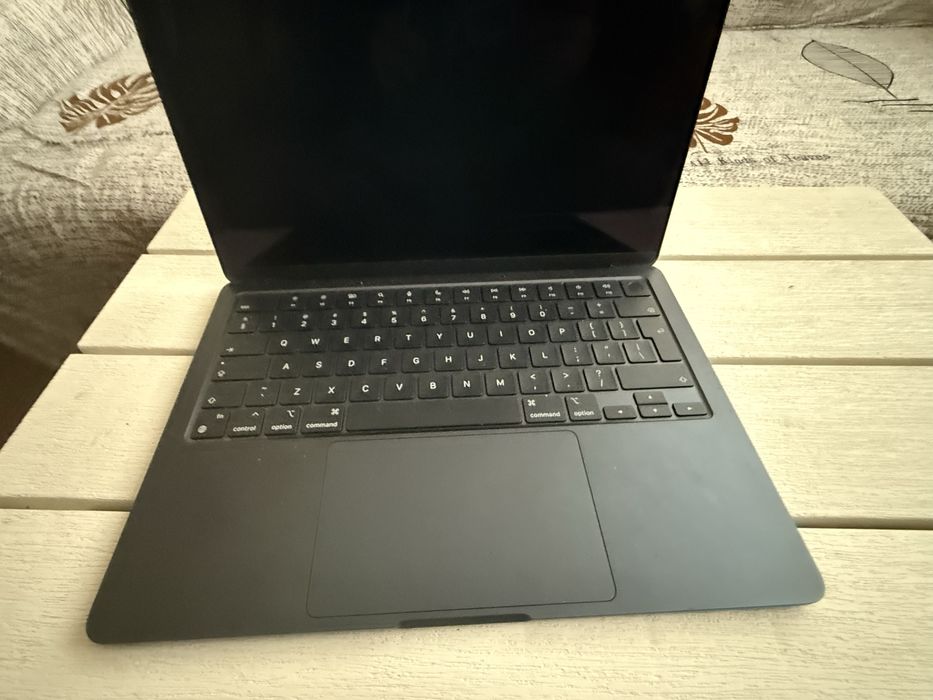macbook air 13 m3 Гаранционен