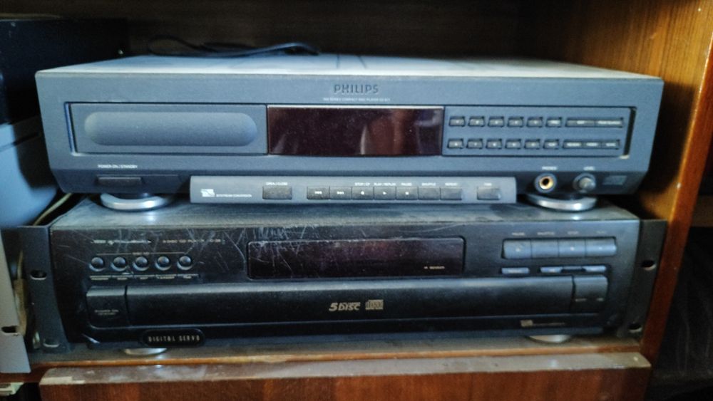 СД проигрыватель цена за оба аппарата