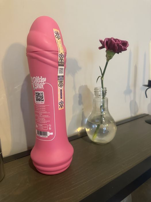 Продавам много интересно нещо