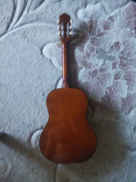 Класическа китара камертон; използвана