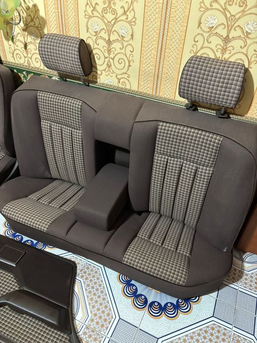 Салон на мерседес w 124