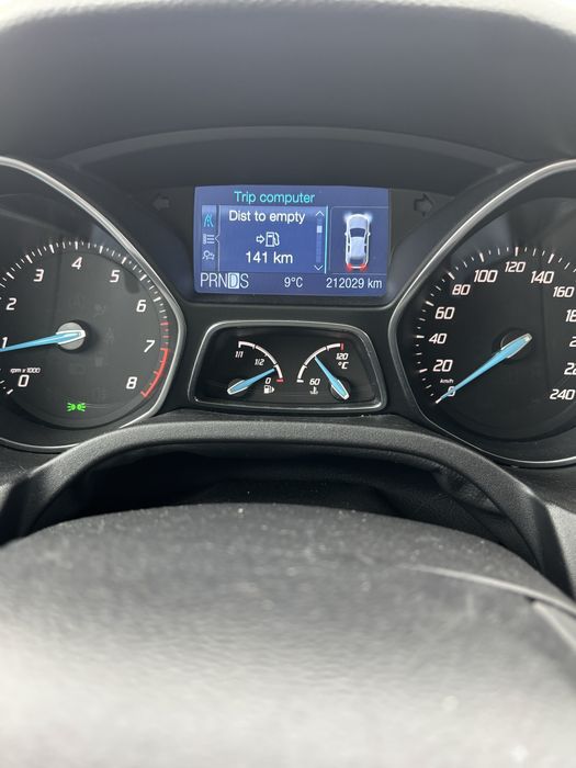 Ford focus mk3 1.6 benzina  automata