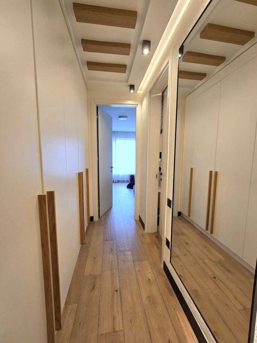 Дизайнерски обзаведен апартамент с 3 спални за продажба в Банско