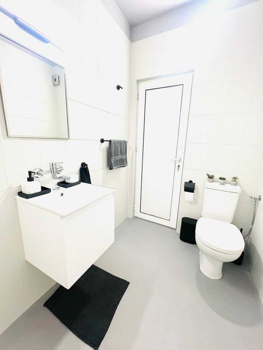 Дава се под наем Тристаен апартамент в Бургас, Възраждане - 75 кв.м за 714 € - Снимка #8