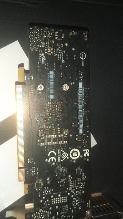 Placa video gaming low profile GTX 1050 Ti 4gb ddr5 ca noua nefolosita