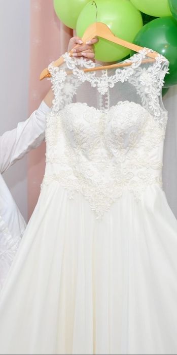 Vând rochie de mireasa